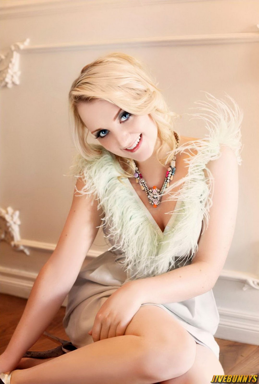Evanna Lynch – Thoroughly Underrated? | Everyone Loves To Star Gaze