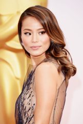 jamie-chung-2015-oscars-red-carpet-in-hollywood_1